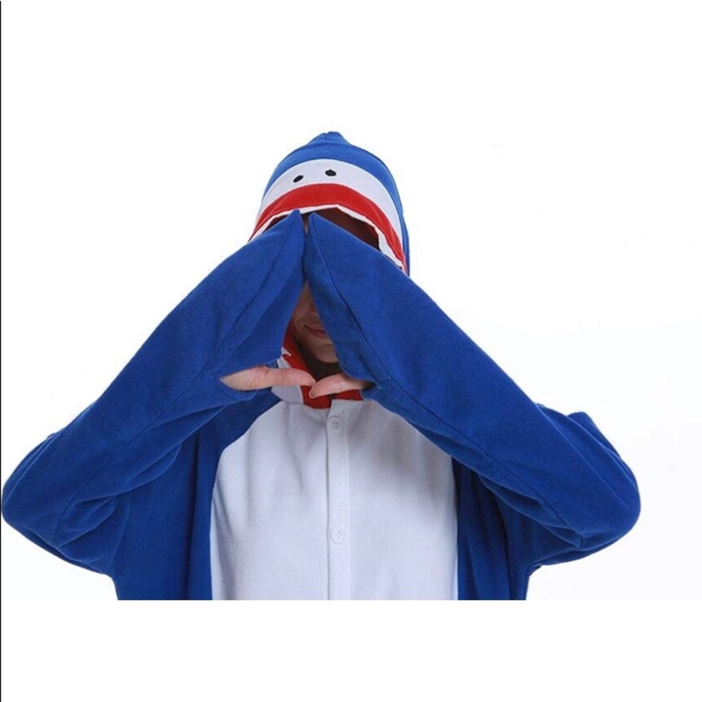 ⭐️NEW⭐️Shark Adult Animal Onesie pajama Unisex - Picture 3 of 4